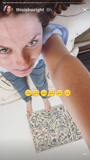 Bonnie Wright feet photo thumbnail