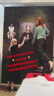 Bonnie Wright feet photo thumbnail
