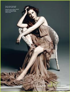 Bonnie Wright feet photo thumbnail