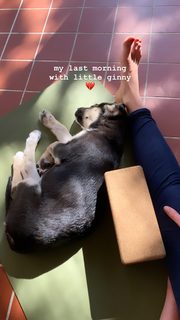 Bonnie Wright feet photo thumbnail