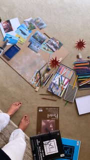 Bonnie Wright feet photo thumbnail