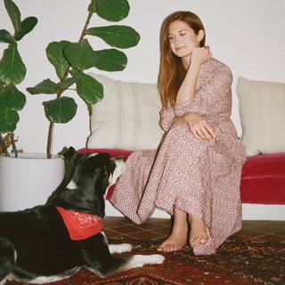 Bonnie Wright feet photo thumbnail
