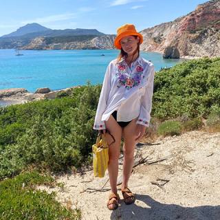 Bonnie Wright feet photo thumbnail