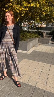 Bonnie Wright feet photo 7