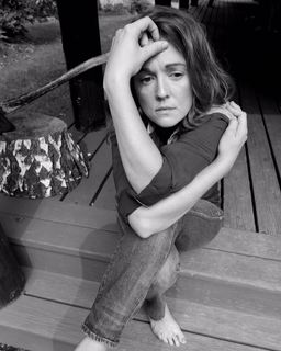 Brandi Carlile feet photo 1