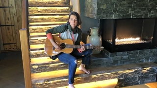 Brandi Carlile feet photo 2
