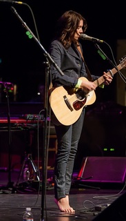 Brandi Carlile feet photo 3