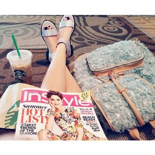 Brandi Cyrus feet photo 5