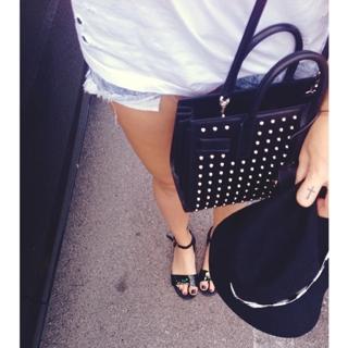 Brandi Cyrus feet photo 14