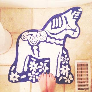 Brandi Cyrus feet photo 13