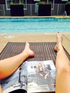 Brandi Cyrus feet photo 6