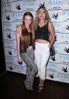 Brandi Cyrus feet photo 3