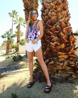 Brandi Cyrus feet photo 5