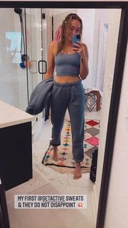 Brandi Cyrus feet photo 15