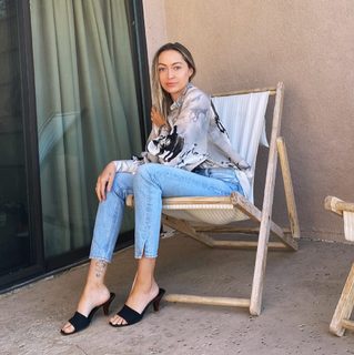 Brandi Cyrus feet photo 8