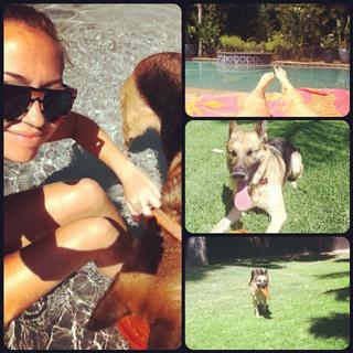 Brandi Cyrus feet photo 20