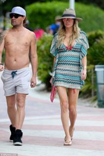Brandi Glanville feet photo 4