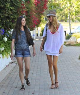 Brandi Glanville feet photo 13