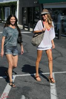 Brandi Glanville feet photo 7