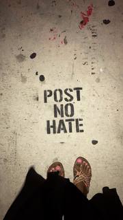 Brandi Rhodes feet photo thumbnail