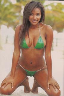 Brandi Rhodes feet photo thumbnail