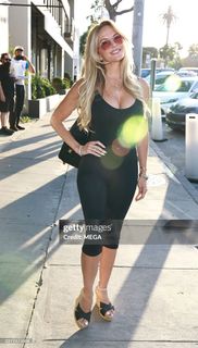 Brandy Ledford feet photo 4