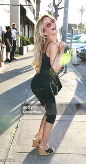Brandy Ledford feet photo 1