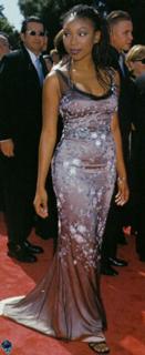 Brandy Norwood feet photo thumbnail