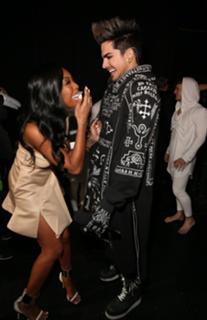 Brandy Norwood feet photo thumbnail