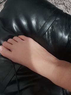 Bre Blair feet photo 6
