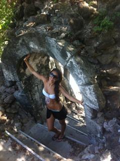 Bre Tiesi feet photo thumbnail
