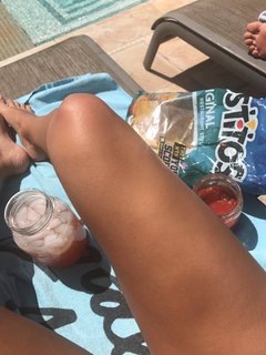 Bre Tiesi feet photo thumbnail