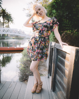 Brea Grant feet photo 3
