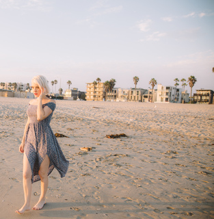 Brea Grant feet photo 18