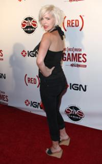 Brea Grant feet photo 8