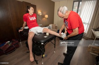 Breanna Stewart feet photo 11
