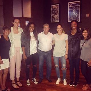Breanna Stewart feet photo 9