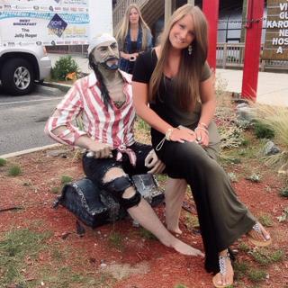 Breanne Ezarik feet photo thumbnail