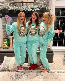 Breanne Ezarik feet photo thumbnail