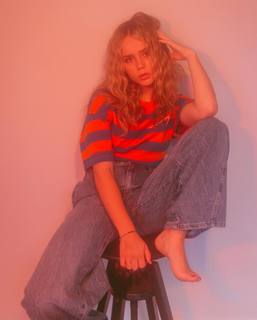 Brec Bassinger feet photo thumbnail