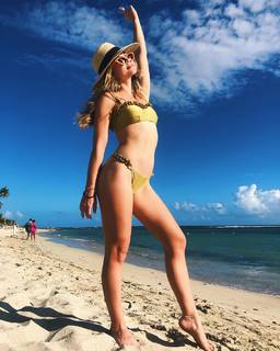 Brec Bassinger feet photo thumbnail