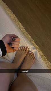 Breckie Hill feet photo thumbnail