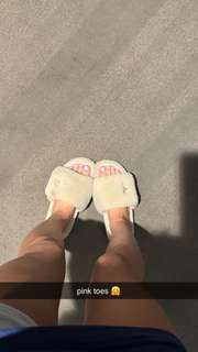 Breckie Hill feet photo thumbnail