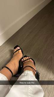 Breckie Hill feet photo thumbnail