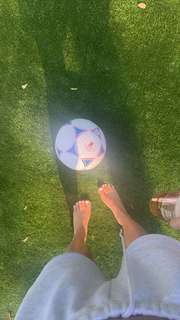 Breckie Hill feet photo thumbnail