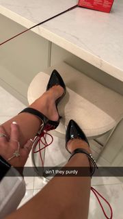 Breckie Hill feet photo thumbnail