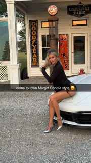 Breckie Hill feet photo thumbnail