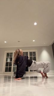 Breckie Hill feet photo thumbnail