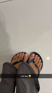 Breckie Hill feet photo 13