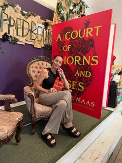 Bree Turner feet photo thumbnail